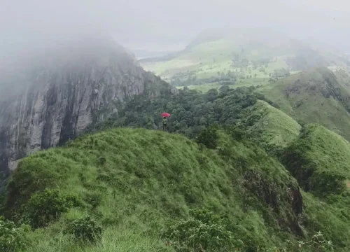 knuckles mountain hike kehelpathdoruwa