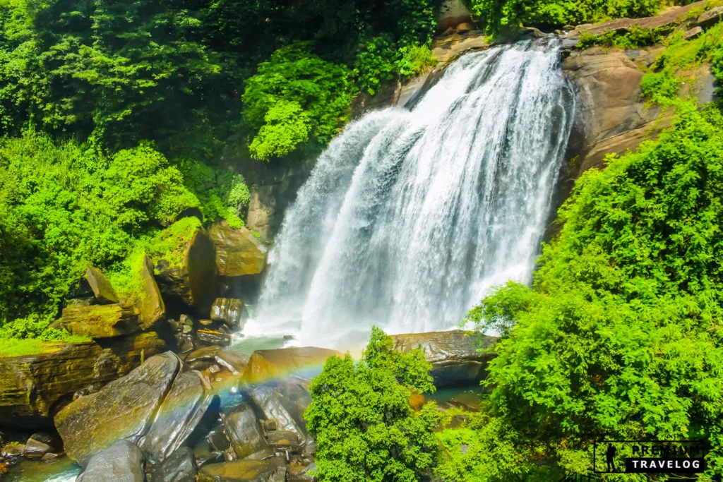 huluganga waterfall kandy hiking