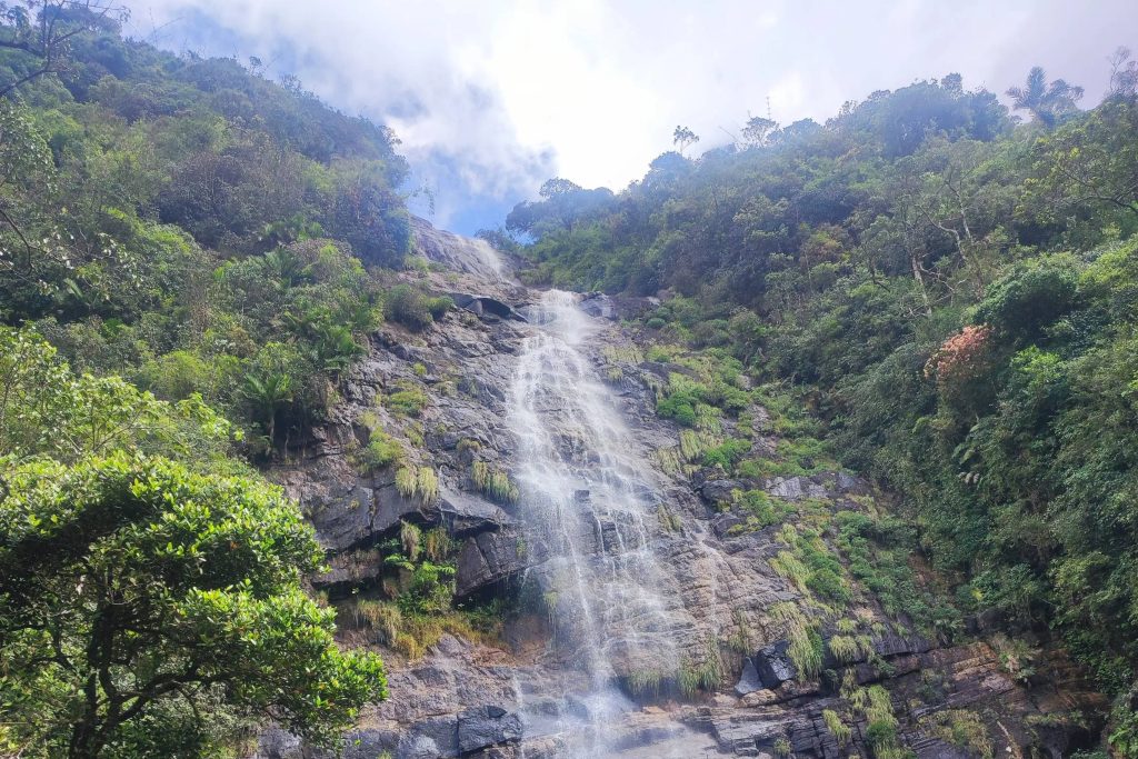 knuckles range trekking sri lanka