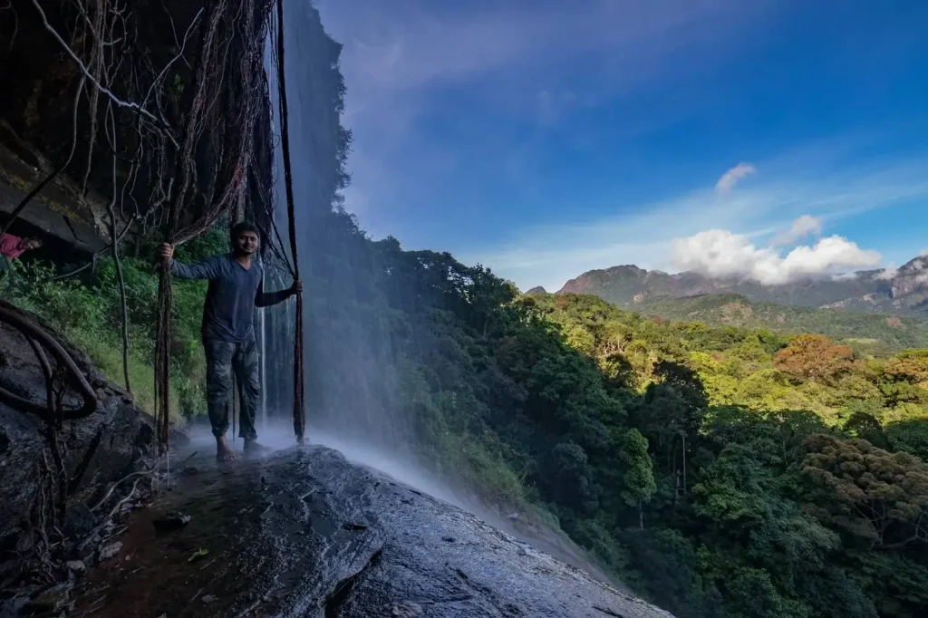 waterfalls in sri lanka duwili waterfall