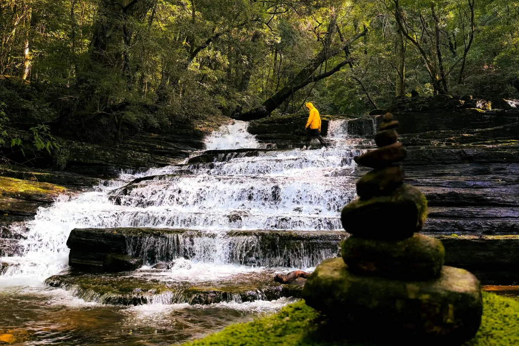 waterfalls in sri lanka