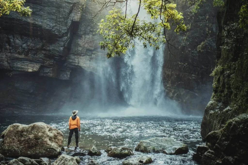 waterfalls in sri lanka dumbara waterfall