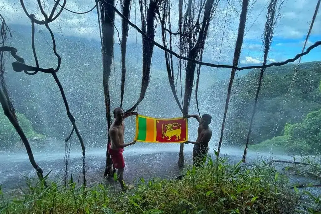 best hikes in sri lanka duwili waterfall chain 