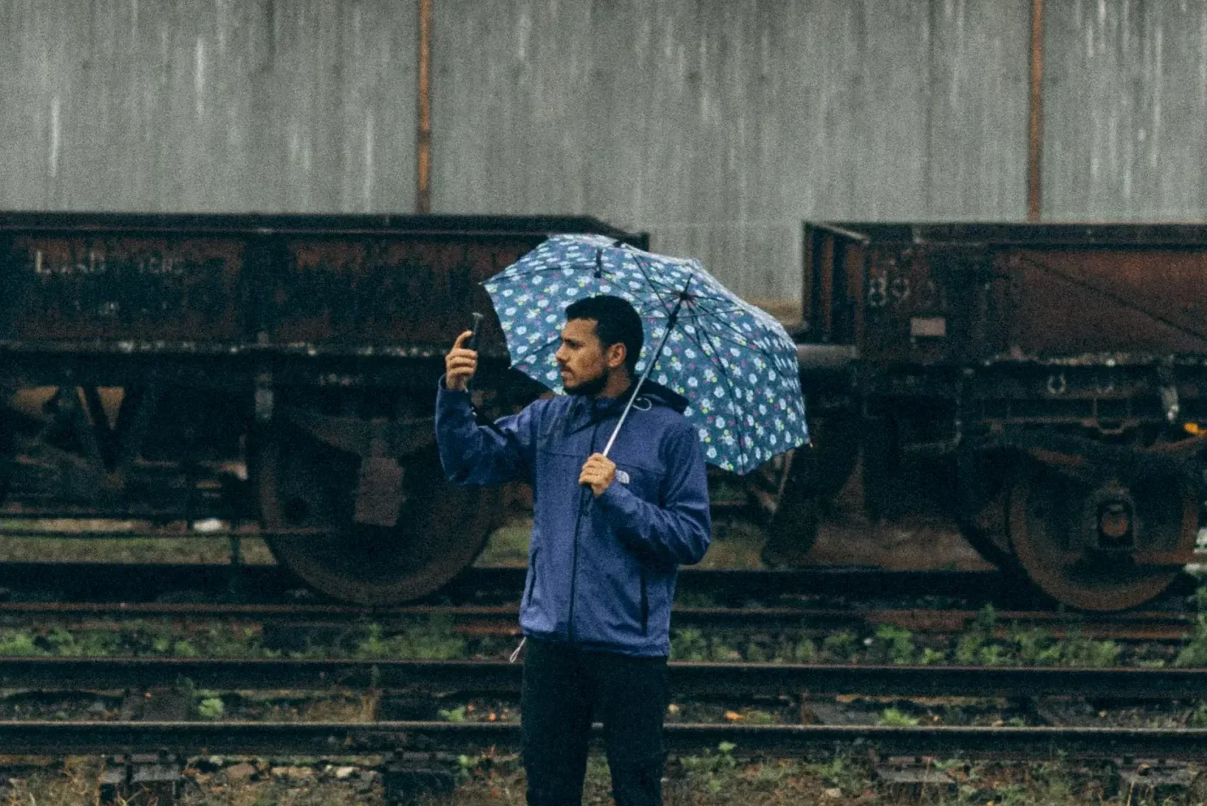 man stand in a railway station sri lanka weather patterns